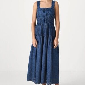 GAP DOEN Eyelet Tiered Maxi Dress Denim Blue Sleeveless Women's Size M